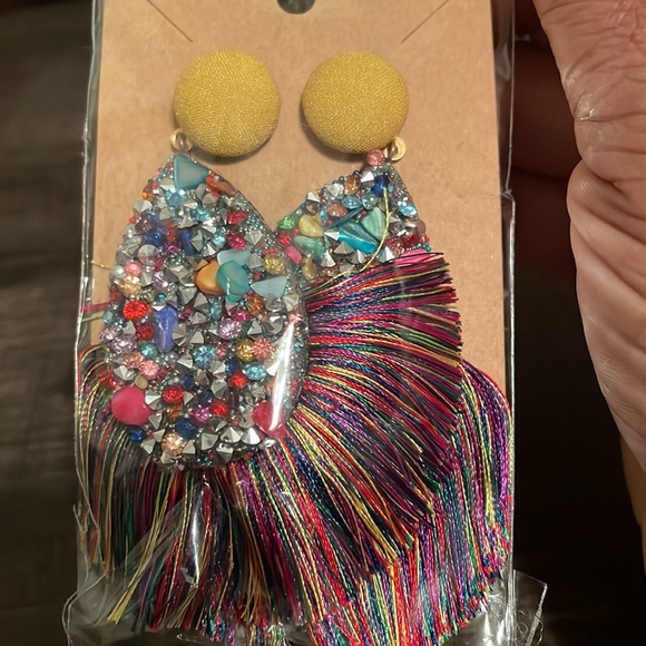 Tear drop rhinestone crushed colored earrings (set of 3) - Picture 3 of 3